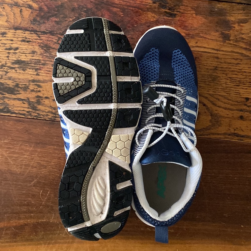 Apex Running Shoes. - image 5